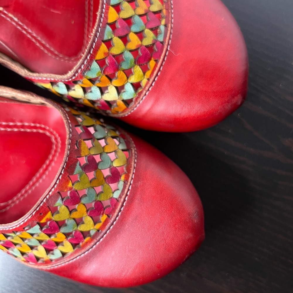 Spring Step Red Multicolor Moccasins - Picture 7 of 13